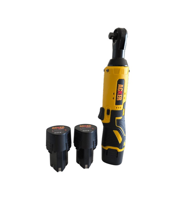 Llave de chicharra eléctrica Acker Tools 12V con torque de 80Nm y 3 baterías de litio recargables, ideal para trabajos en espacios reducidos.